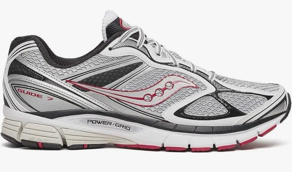 Men 9.5. SAUCONY PROGRID GUIDE 7WHITE/BLACKBLANC/NOIR S70936-10